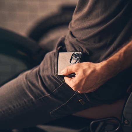 WALDEN IPHONE 14 Leather Bosco + magsafe  