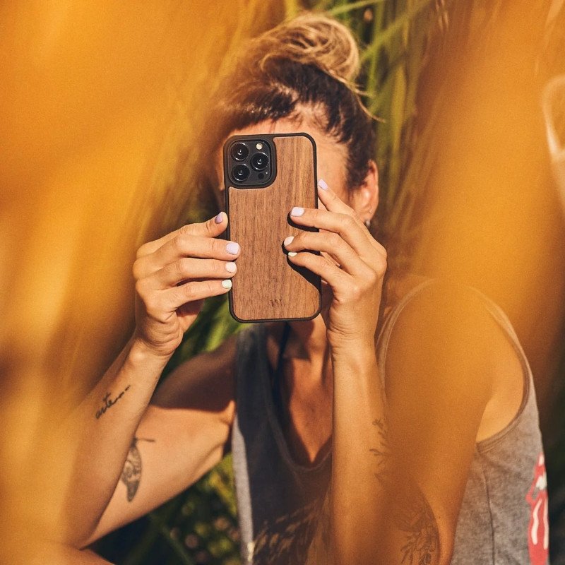 WALDEN IPHONE 12 Pro Max Bamboo Walnut + magsafe 