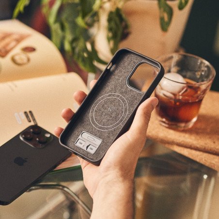 WALDEN IPHONE 14 Bamboo Walnut + magsafe 